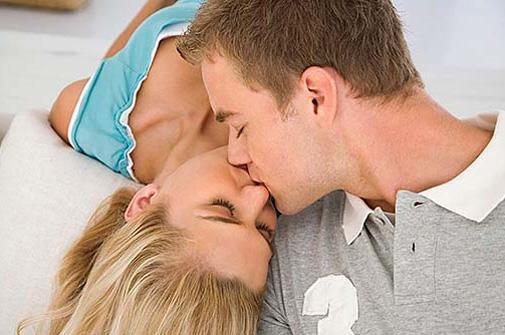 Conoce cuál es la enfermedad del beso